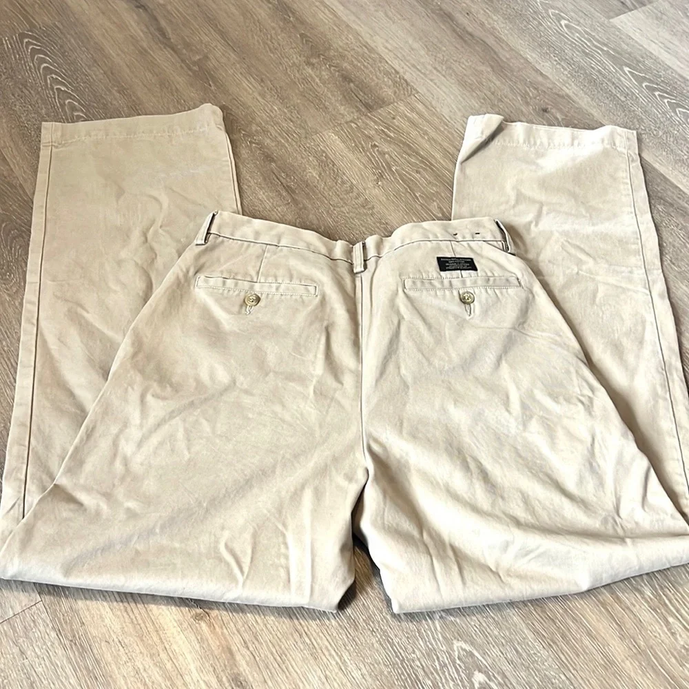 Banana Republic Mens Pants
33x34, Khaki Straight Dress
Career Casual Pockets - Picture 7 of 8